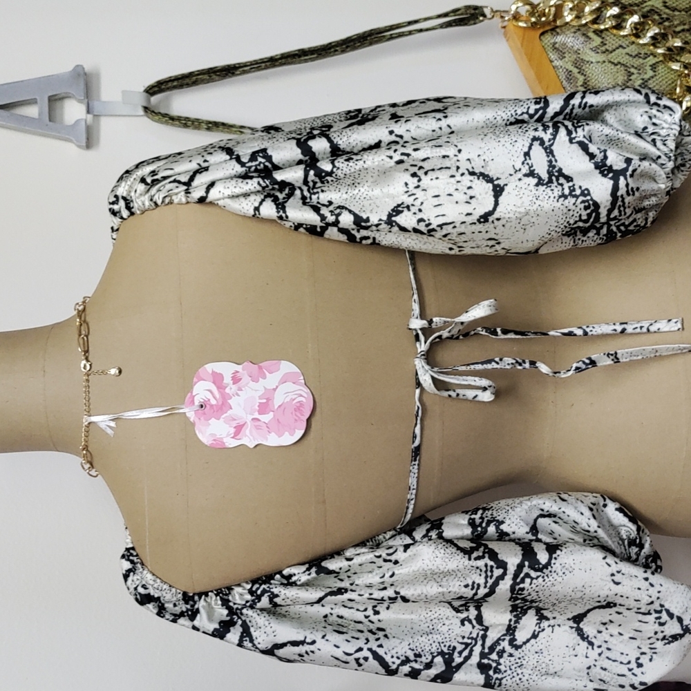 White Snake Pattern Crop Top - image 3